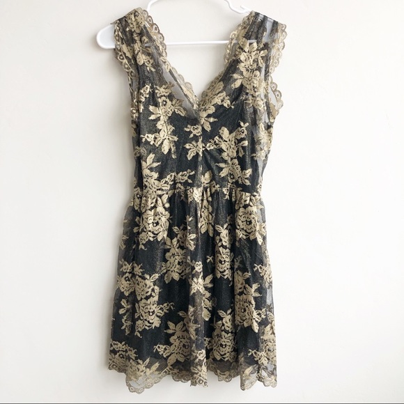 Madison Marcus Glimmer Deep V Dress In Metallic - Picture 3 of 8